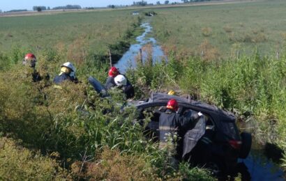 Una Eco Esport terminó en la banquina de la Ruta 31
