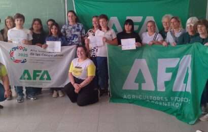 Entregaron los certificados del programa AFA +Espuma Entregaron los certificados del programa AFA +Espuma