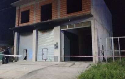 Horror en Ezeiza: mueren una mujer y tres de sus hijos en un incendio Horror en Ezeiza: mueren una mujer y tres de sus hijos en un incendio