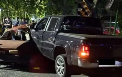 Tragedia en José C. Paz: matrimonio muerto y sus tres hijos heridos tras ser embestidos por una camioneta 