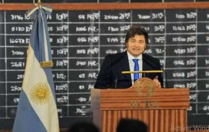 Javier Milei mezcla fe, negocios y política Javier Milei mezcla fe, negocios y política