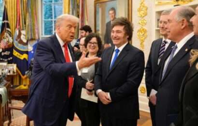 Milei emprende su viaje número 14 a los Estados Unidos Milei emprende su viaje número 14 a los Estados Unidos