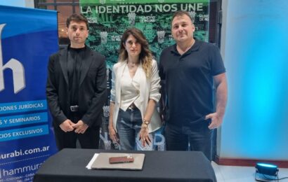 La abogada rojense María José Motta, presentó su libro «Ciberdelitos, Estrategias y técnicas de litigación»