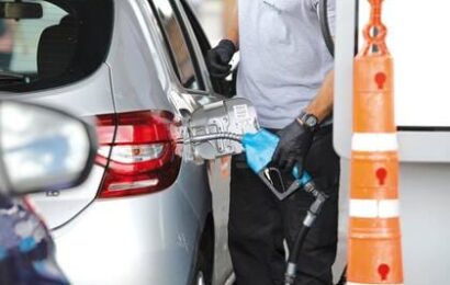 Firme oposición de las entidades agrarias a la tasa del combustible