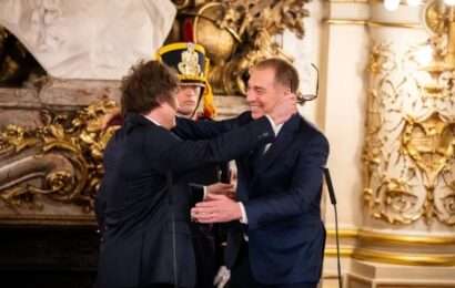 Milei le devuelve poder a Santilli Milei le devuelve poder a Santilli