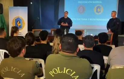 Taller de capacitación para fuerzas de seguridad en Arrecifes