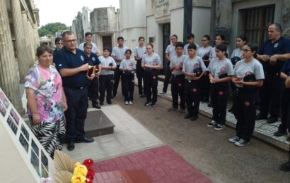 Aniversario de Bomberos: Acto protocolar y el recuerdo de Luis Hornero Aniversario de Bomberos: Acto protocolar y el recuerdo de Luis Hornero