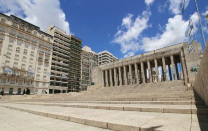Monumento Nacional a la Bandera: historia y curiosidades sobre el emblema de Rosario Monumento Nacional a la Bandera: historia y curiosidades sobre el emblema de Rosario