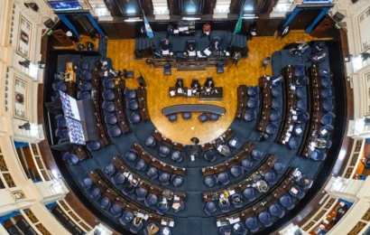 Finalmente, aprobaron la ley de endeudamiento que reclamaba Kicillof Finalmente, aprobaron la ley de endeudamiento que reclamaba Kicillof