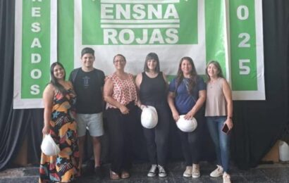 El ISFDyT Nro. 125 tuvo su emotivo acto de egresados