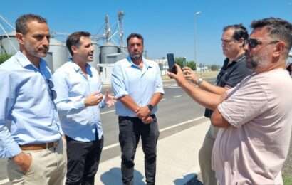 “El gobierno provincial escucha a los pueblos del interior“ “El gobierno provincial escucha a los pueblos del interior“