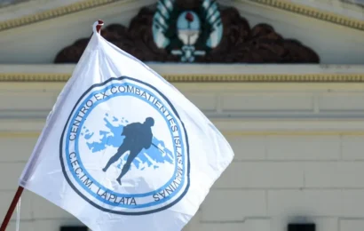 Excombatientes piden que Milei se retracte de los dichos sobre Malvinas: “Traidor a la Patria”