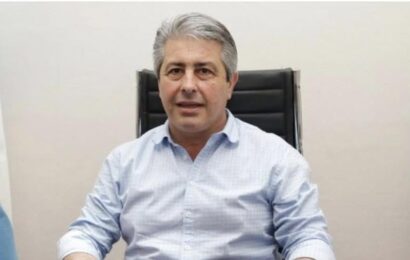 El intendente y el uso de fitosanitarios: “Por unos pocos se castigó a todo un partido” El intendente y el uso de fitosanitarios: “Por unos pocos se castigó a todo un partido”