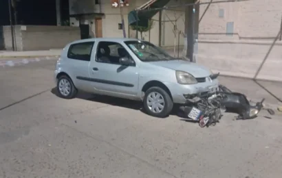 Murió una joven motociclista tras chocar contra un auto en una esquina céntrica de la ciudad de Rojas Murió una joven motociclista tras chocar contra un auto en una esquina céntrica de la ciudad de Rojas