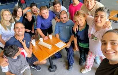 El Centro de Día tuvo una jornada recreativa en Pádel Center