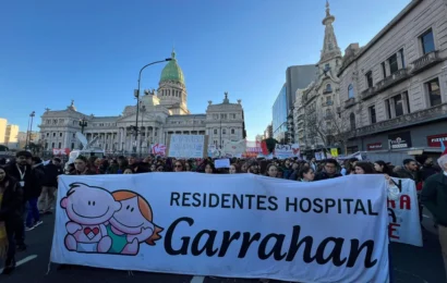 El gobierno echó a delegados de Garrahan El gobierno echó a delegados de Garrahan