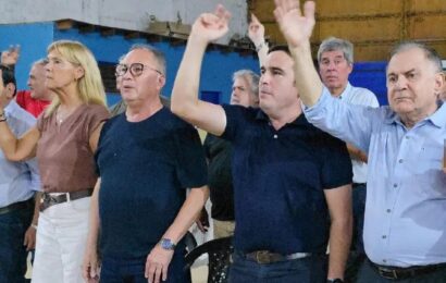 Kicillof amplía su armado nacional: desembarco en Corrientes 