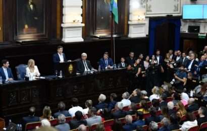 Kicillof anunció beneficios impositivos y una regulación para plataformas digitales 