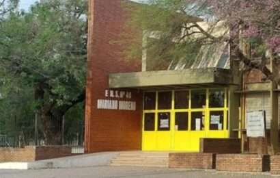 Un alumno de 15 años entró armado a un colegio en Santa Fe y mató a otro de 13 