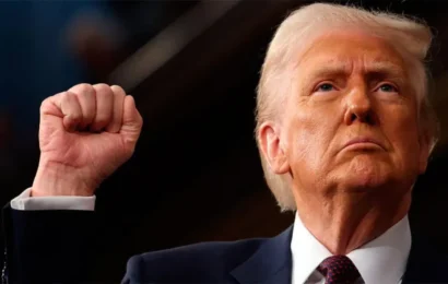 Donald Trump suspendió los ataques y anunció una tregua de cinco días con Irán Donald Trump suspendió los ataques y anunció una tregua de cinco días con Irán