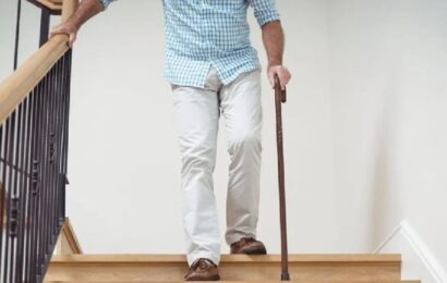 Cómo prevenir los accidentes hogareños de adultos mayores 