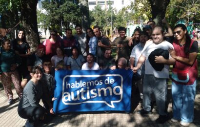 Hermoso encuentro en la Plaza Rivadavia por el Día del Autismo Hermoso encuentro en la Plaza Rivadavia por el Día del Autismo