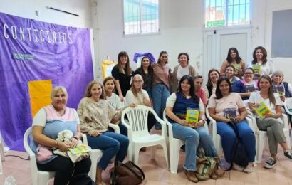 Se realizó un encuentro de bibliotecarios en la Escuela de Artística