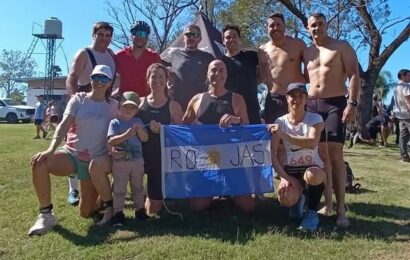 Rojenses compitieron en el Triatlón de la Ciudad de Colón