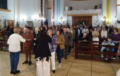 Con gran acompañamiento de la comunidad se vivió el Domingo de Pascua Con gran acompañamiento de la comunidad se vivió el Domingo de Pascua