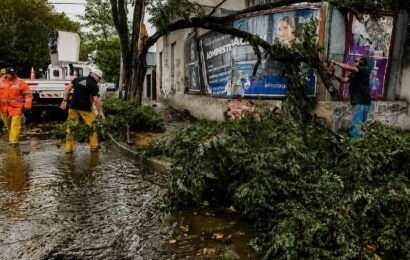 Continúan las alertas por lluvias y vientos fuertes en la costa 