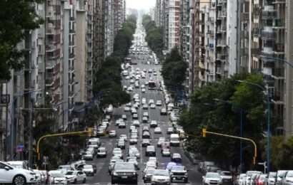 Fin de semana largo: nuevamente, consumo austero y escapadas más cortas 