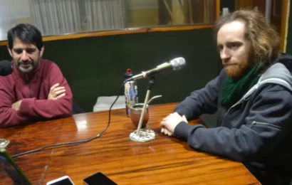 El periodista Darío Aranda disertó sobre crisis socioambiental