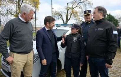 «Estoy buscando un pendrive para la provincia» 