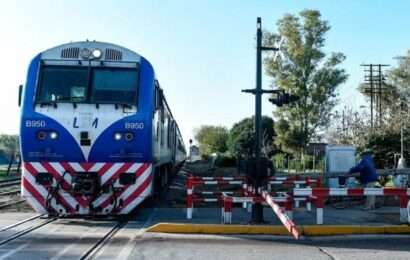 La línea San Martín une la estación porteña en Retiro con el partido de Pilar.  