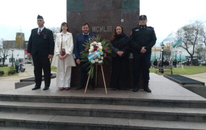 Rojas homenajeó al Gral. San Martín con emotivo acto