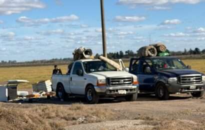 Vecinos preocupados: Compradores descartan sustancias peligrosas en las banquinas
