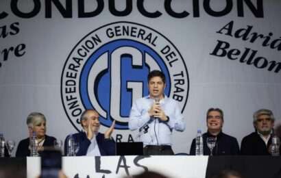 Kicillof: «¿Qué macro va a andar bien, si a la gente no le alcanza?»