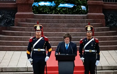Milei encabezó el acto en homenaje a San Martín