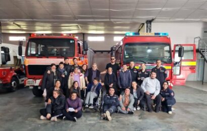 Los Bomberos de Rojas recibieron al Centro de Día “Sueños de Vida“
