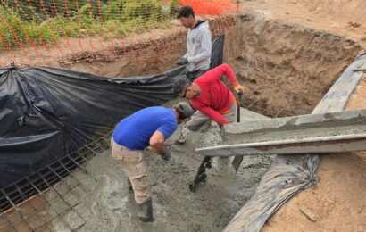 Continúan los trabajos en la obra de desagües pluviales más importante de Rojas