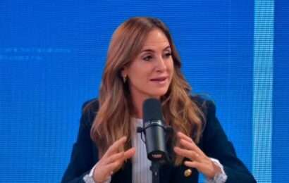 “Tienen un billón acumulado y la gente se muere”
