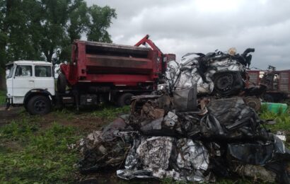 Compactaron un centenar de vehículos en el depósito judicial